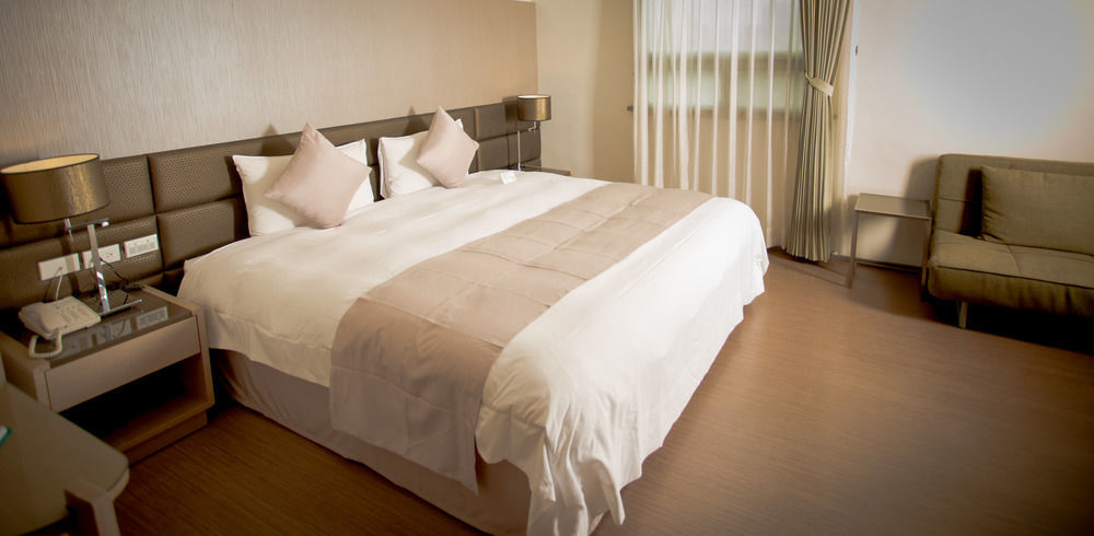 Shin Yuan Celeb Metro Hotel Hsinchu Exterior foto